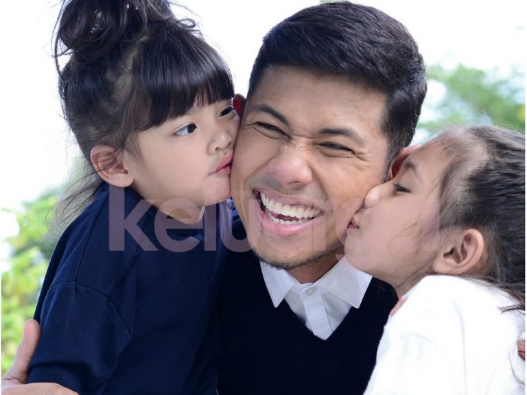 Punya 2 Anak Perempuan Comel,  Nabil Kongsi Cara Anak Tak Cemburu!