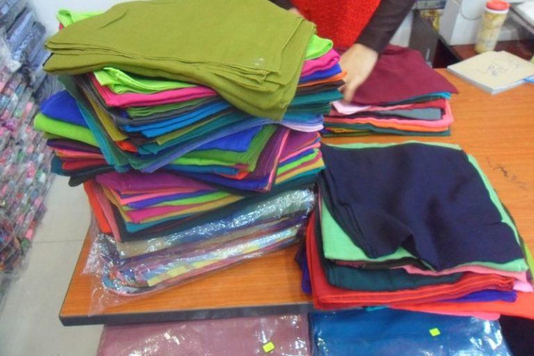 7 Perlu Buat, Bila Isteri Suka Kumpul Tudung!
