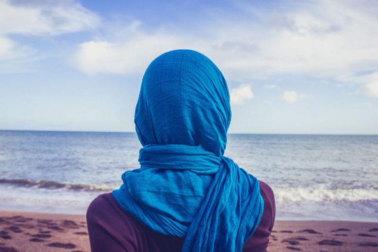 Wanita Ni Kongsi Kisah Perkahwinan Jarak Jauhnya, Sungguh Menginsafkan!