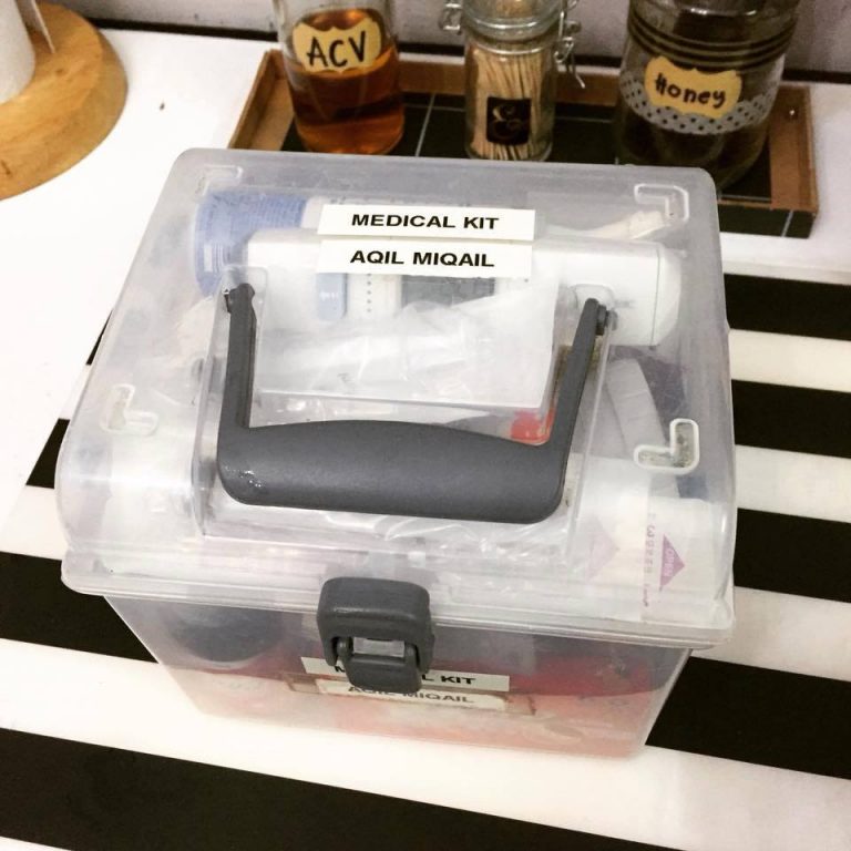 Takkan Runsing Lagi Anak Sakit Atau Demam Ketika Travel Bila Ada Medical Kit Anak Ni, Ibu-Ibu Wajib Buat Ya!