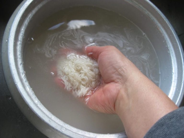 Rahsia Cuci Beras, Masak Jadi Sedap & Eratkan Hubungan Keluarga. Ibu Perlu Tahu!