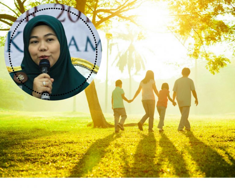 Pesan Ustazah Norhafizah Kalau Ibu & Ayah Nak Tenang, Renungkan 5 Perkara Ni Dalam Hidup!
