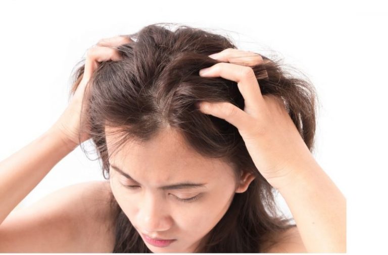 Lepas Cuci Rambut Pun Kulit Kepala Rasa Gatal. Hilangkannya Dengan Petua Ni!