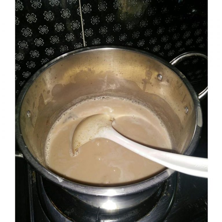 Bubuh Sikit Garam, Rahsia Teh Susu Berlemak. Ada Lagi Tip Lain Ibu Perlu Cuba, Barulah Kaw!