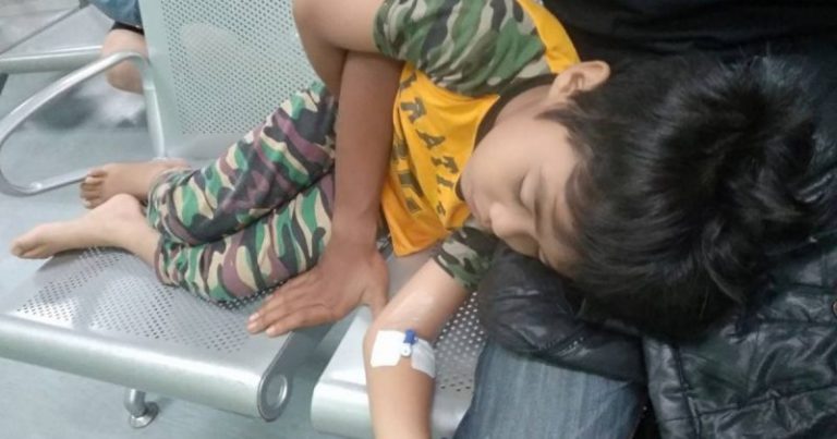 “Ayah, Sakit. Abang Nak Tidur Kat Riba Ayah”. Sebak Baca Luahan Bapa Ini