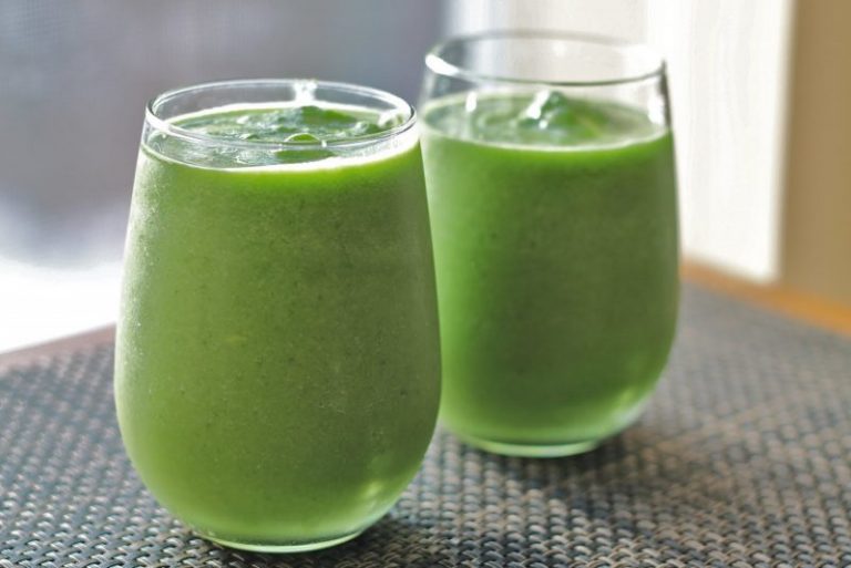 Sawi Dikisar Bersama Nanas Boleh Jadi Jus Luar Biasa! Elok Sangat Di Amal, Bagi Yang Ada Kolestrol.