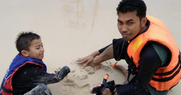 Doktor Ini Kongsi Kenapa Salah Didik Anak Antara Punca Anak Jadi Murung, Tak Nak Ke Sekolah, Ponteng Dan Pembuli! Tolong Alert Ini!