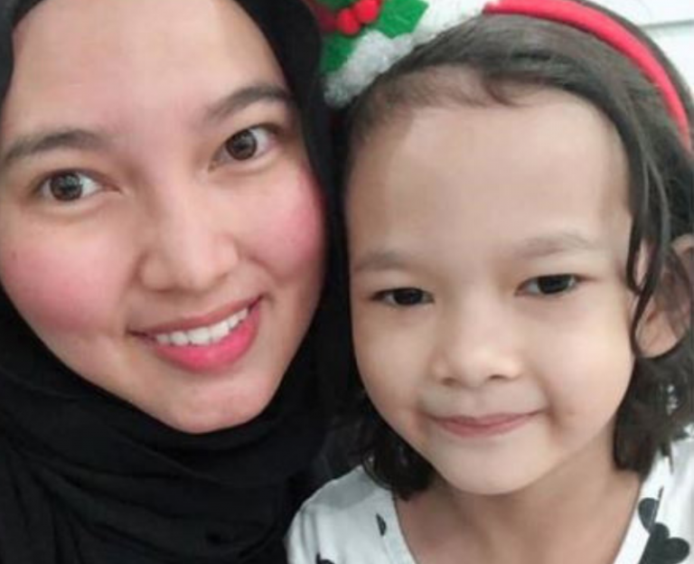 Bleeding Banyak Selepas Bersama, Gerakkan Hati Wanita Ni Buat Pemeriksaan. Rupanya Itu Petanda Ada Cyst!