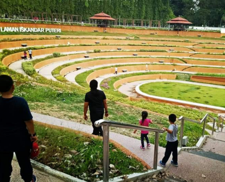 Ada Sebabnya Ibu Ni Suka Buat Morning Walk Dengan Anak-anak. Jadikan Semangat Untuk Kita Pula Follow!