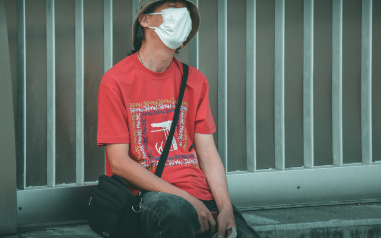 Cuaca Terlalu Panas, Ada Tak Tahan Hingga Boleh Pengsan. Segera Buat Begini Untuk Rawat!