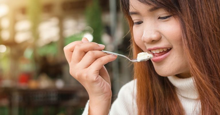 Jangan Buat Main Bila Sukar Nak Telan Makanan. Rupanya Ini Sebabnya.