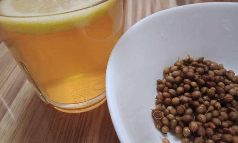 Wanita Ni Kongsi Amalan Minum Air Rebusan Ketumbar Untuk Turunkan Berat Badan. Memang Menjadi & Boleh Sangat Dicuba!