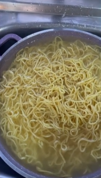 Setiap Kali Masak Mi Kuning Mesti Rasa Kapur. Cuba Ikut Cara Ni Nak Hilangkan, Mudah & Gerenti Jadi! 5 Setiap Kali Masak Mi Kuning Mesti Rasa Kapur. Cuba Ikut Cara Ni Nak Hilangkan, Mudah & Gerenti Jadi!