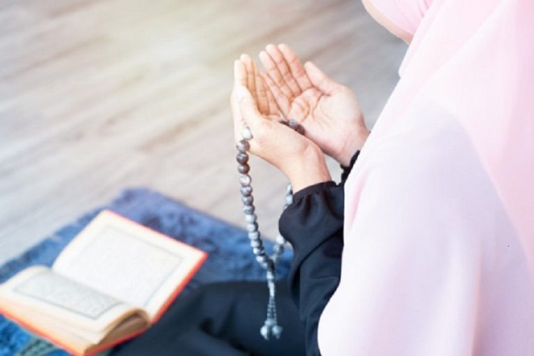 Doa Ibu Mustajab, Jangan Terlepas 10 Doa Ni Setiap Hari!