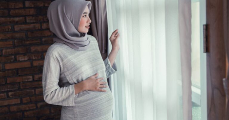 Latih Anak Bijak & Dengar Kata, Ibu Jangan Lupa Lakukan Amalan Ni Waktu Hamil!