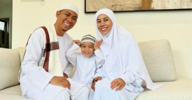 Merdunya Suara Wira Laungkan Azan, Ramai Puji Cara Didikan Betty Rahmad & Suami!