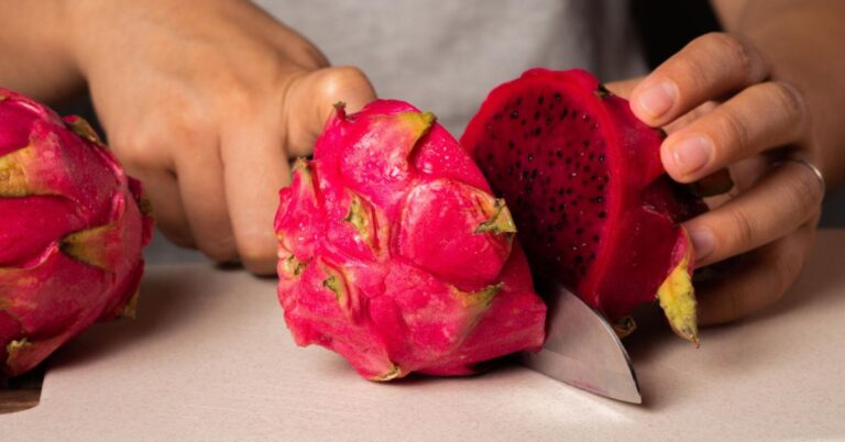 Manfaat Makan Buah Naga Untuk Diet, Kesannya Boleh Nampak Tak Sampai Sebulan