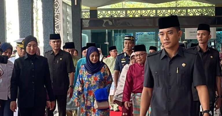 Raja Permaisuri Agong Raja Zarith Sofiah Berkenan Berangkat Ke World #QuranHour 2024