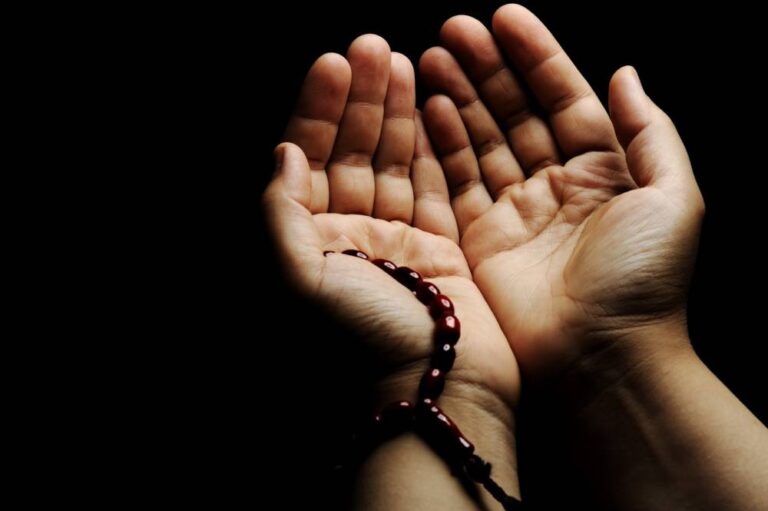 Mak Ayah Boleh Amalkan Selawat Syifa Kalau Anak Batuk Tak Berhenti!