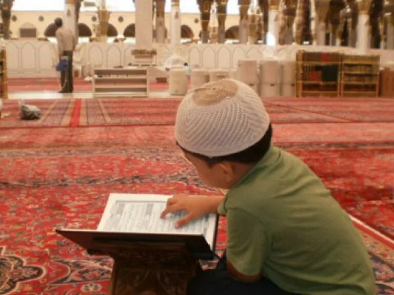 PU Riz Lancar Quranik Madani, Kelas Al-Quran Percuma Untuk Semua Peringkat Umur