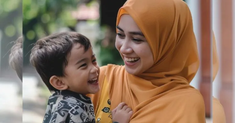 Peluklah Anak Selalu, Anak Makin Dengar Kata!