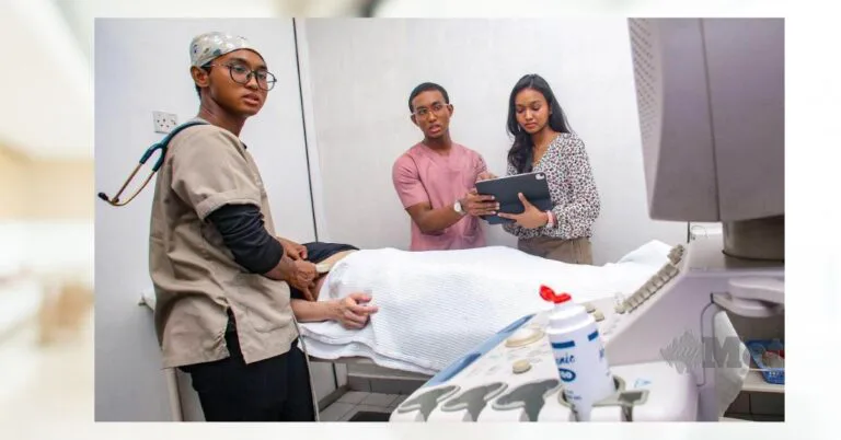 Tiga Beradik Bergelar Doktor: Kisah Inspirasi Kejayaan