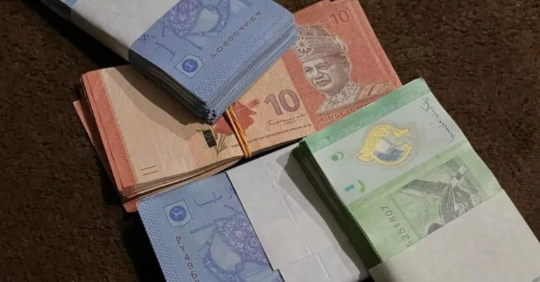 Tukar Duit Raya Guna Khidmat ‘Runner,’ UAI Kongsi Cara Nak Elak Riba