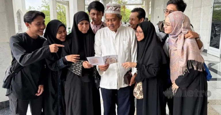 Sembilan Sekeluarga Bakal Tunai Haji, Doa Bapa Di Arafah Termakbul