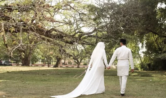 Isteri Fikry Ibrahim Fail Cerai, Baru Empat Bulan Nikah