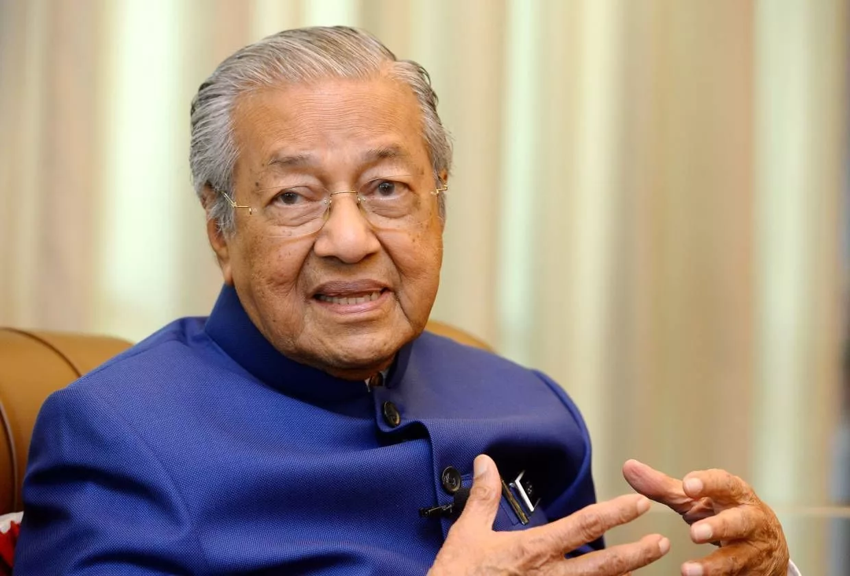 Nak Berjaya Dalam Pelajaran? Ini Nasihat Tun Dr Mahathir Buat Anak Muda