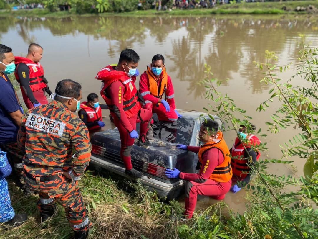 Tragedi Sungai Korok, Keluarga Teruskan Perniagaan Roti Canai 