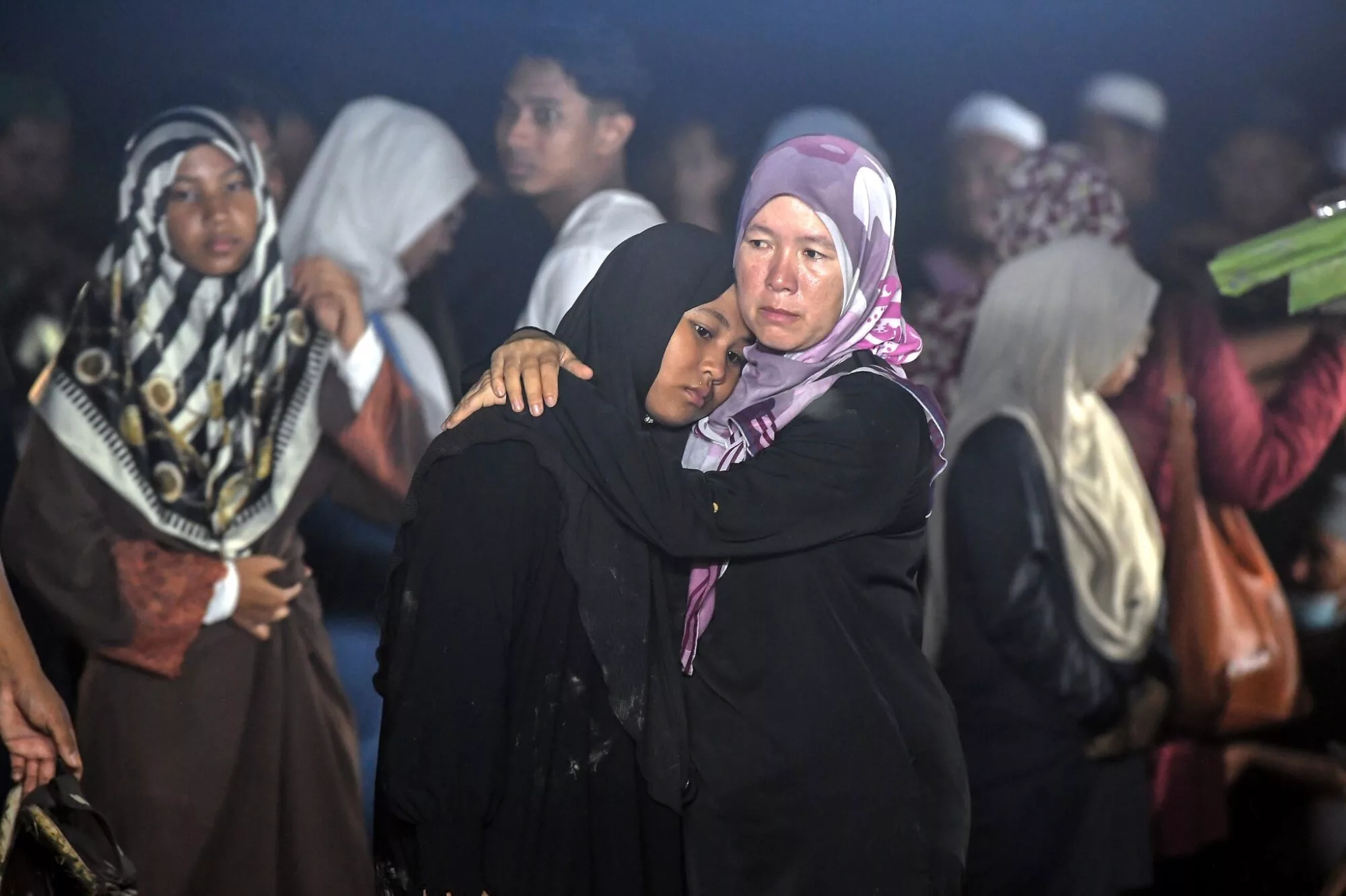 Enam Beranak Mangsa Tragedi Sungai Korok Selamat Dikebumikan Dalam Satu Liang Lahad