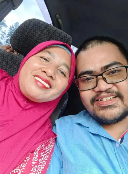 Beza Umur 32 Tahun Bukan Penghalang Bertemu Jodoh-“Ramai Ingat Isteri Saya Emak Atau Mak Cik..”