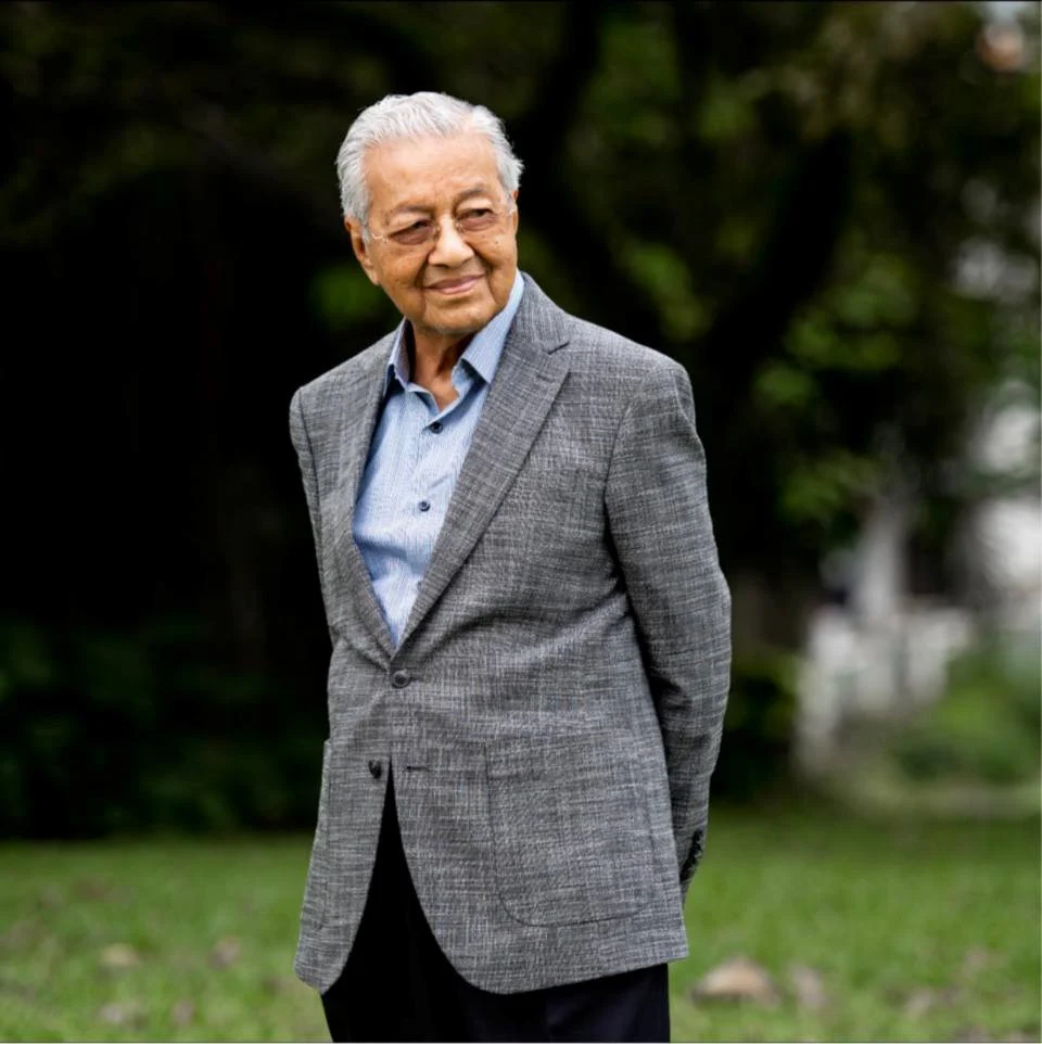 Nak Berjaya Dalam Pelajaran? Ini Nasihat Tun Dr Mahathir Buat Anak Muda