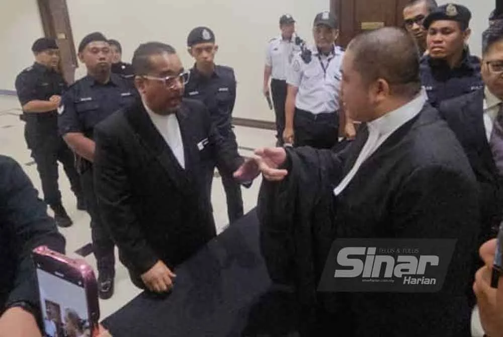 Lima Remaja Didakwa: Pasukan Peguam Wakili Ibu Zara Qairina Hadir Sebagai Pemerhati