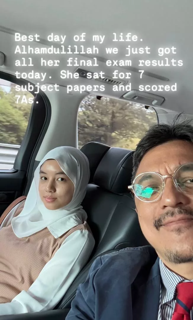 Engku Emran Terharu Aleesya Cemerlang IGCSE -“Tahniah 7A Anak Ayah, 11 Tahun Teman Ulang Kaji & Kelas Tambahan”