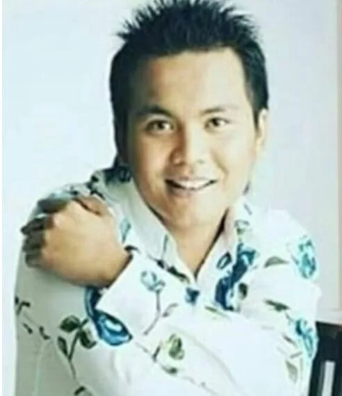 Kakak Sulung Meraung Dengar Lagu Achik Spin Di Pasar Raya -“Kalau Lagunya Dimainkan Di radio, Terus Saya Tutup”