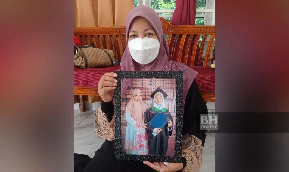 Ibu Zara Qairina Mahu Kubur Anak Digali Semula Demi Cari Jawapan Punca Kematian 