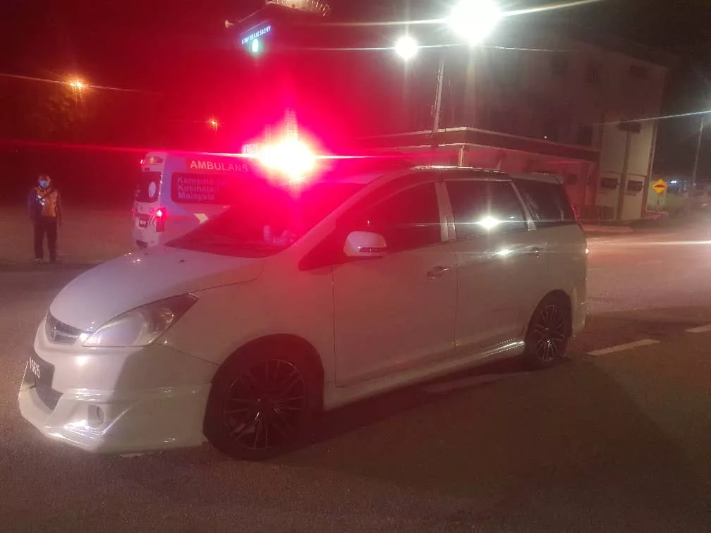 Dua Beranak Ditemui Maut Dalam MPV, Disyaki Lemas Akibat Karbon Monoksida 10 Dua Beranak Ditemui Maut Dalam MPV, Disyaki Lemas Akibat Karbon Monoksida