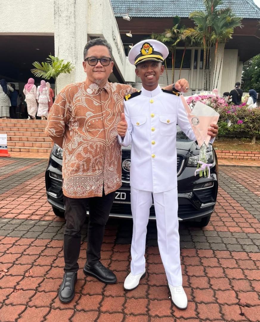 Pilih Nama Andika Yusuf, Izreen Azminda Selamat Bersalin Bayi Lelaki!