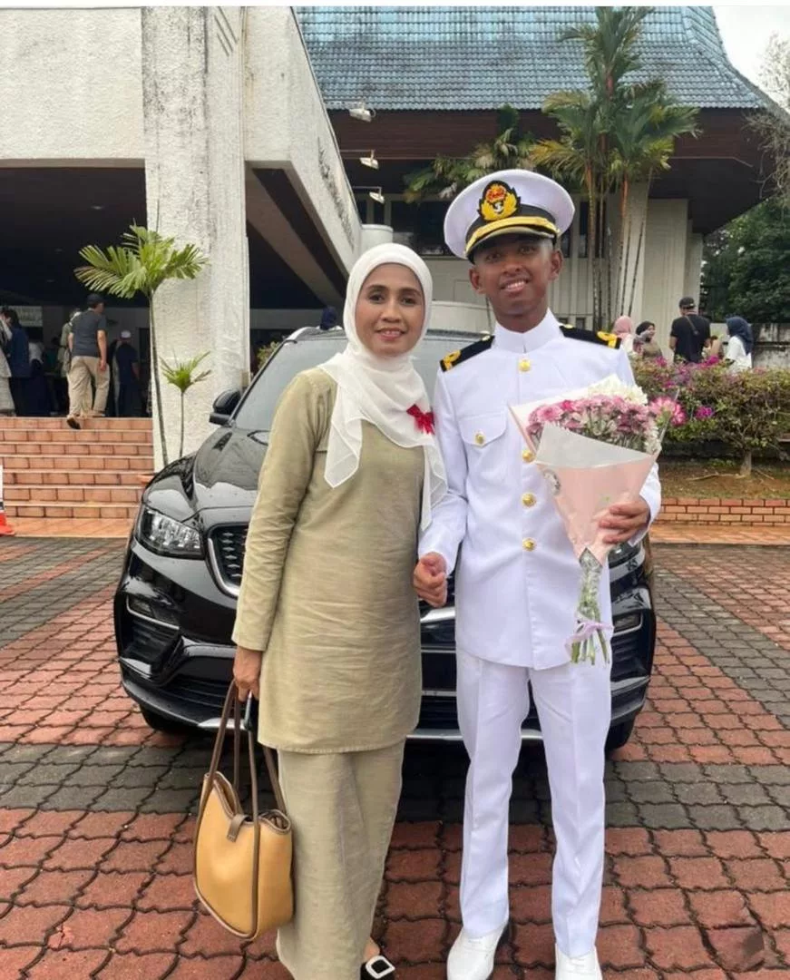 Azian Mazwan Sapuan Syukur, Bangga, Anak Lelaki Bergelar Leftenan Muda Angkatan Tentera Malaysia 