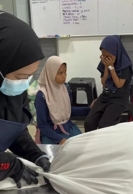Pilu Lihat Kanak-kanak Perempuan Trauma, Tutup Wajah Sambil Menangis, Ibu Maut Digilis Treler