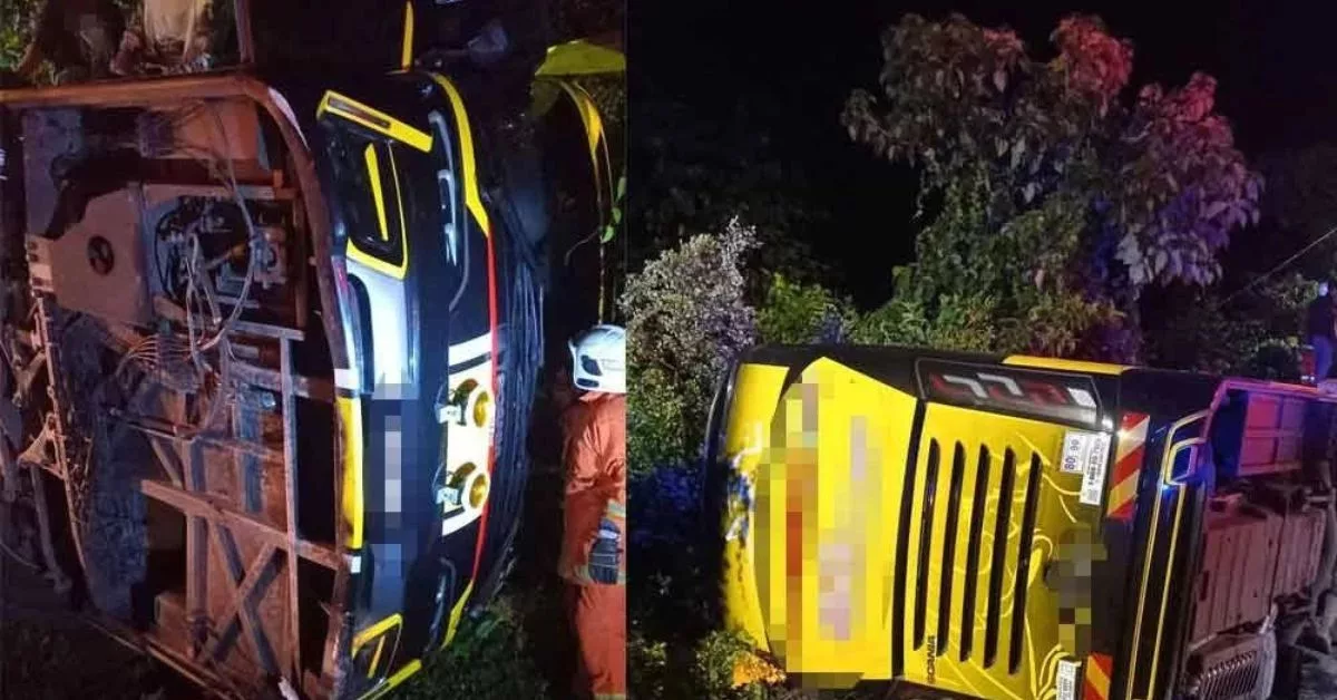 Bas Ekspres Terbalik Di Kuala Krai, Tiga Mangsa Cedera Ringan 18 Bas Ekspres Terbalik Di Kuala Krai, Tiga Mangsa Cedera Ringan