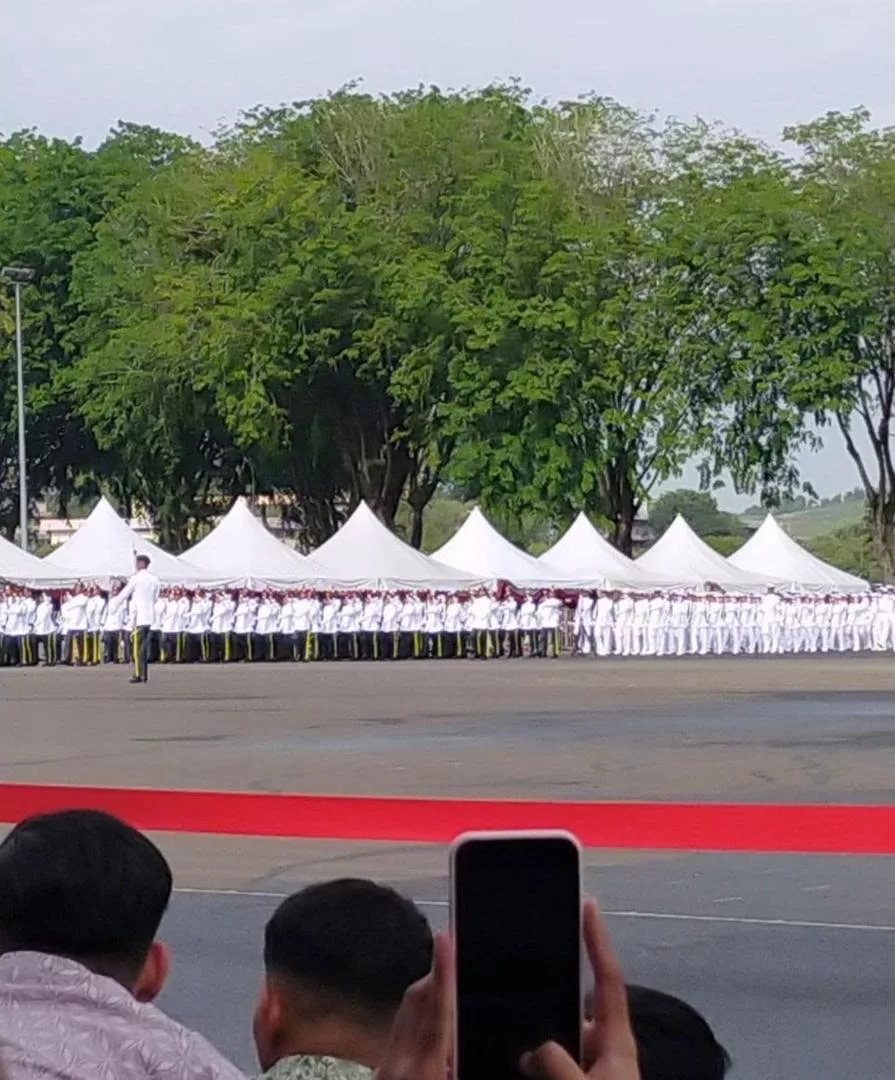 Azian Mazwan Sapuan Syukur, Bangga, Anak Lelaki Bergelar Leftenan Muda Angkatan Tentera Malaysia 