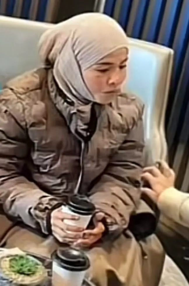 Tular Foto Wajah Lebam Ardell  Di Media Sosial, Dalam Kesakitan Dia Masih Boleh Tersenyum, Warga Maya Sebak