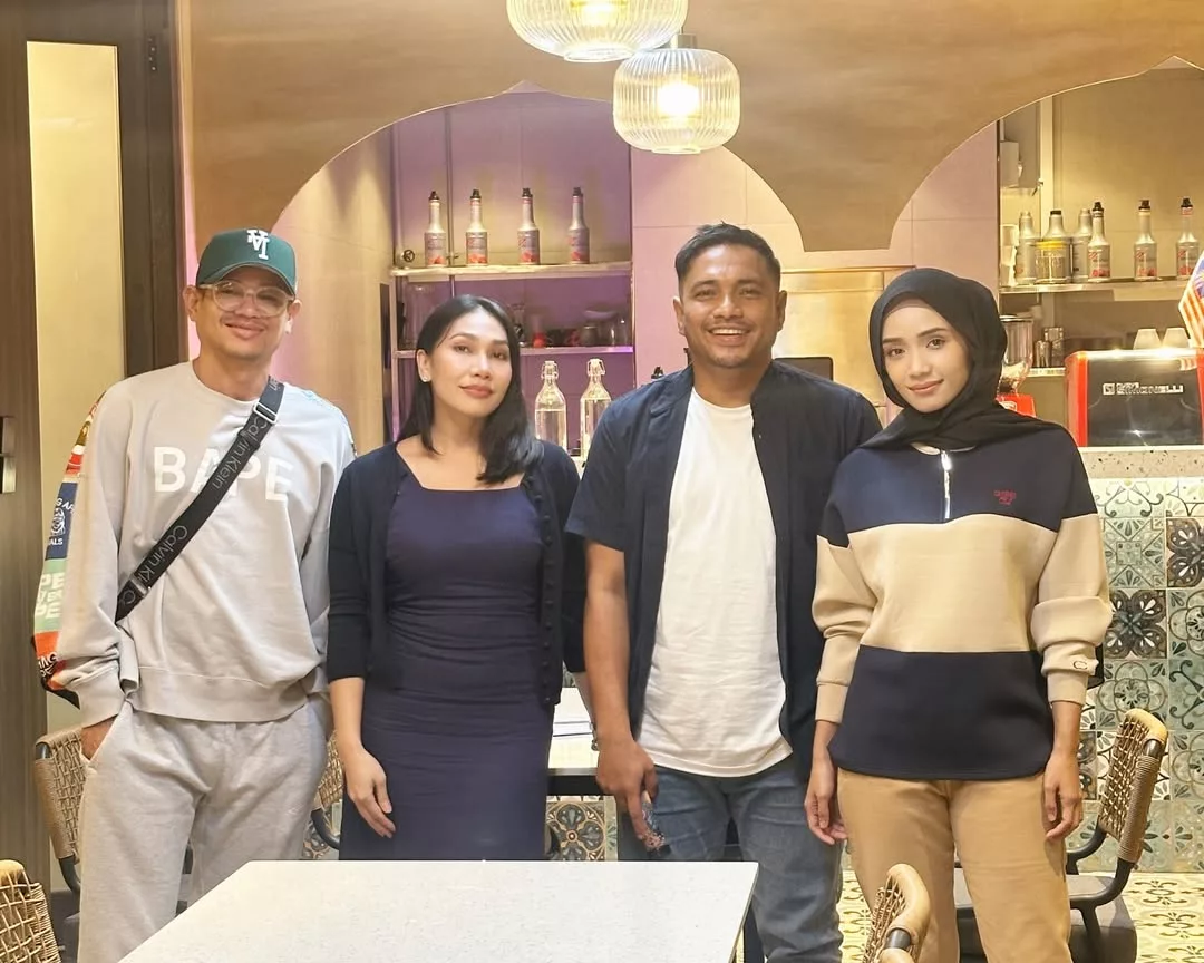 Isteri Hanya 'Pengurus Rumah Tangga' Atau Peranan Mereka Lebih Dari Itu? 10 Isteri Hanya ‘Pengurus Rumah Tangga’ Atau Peranan Mereka Lebih Dari Itu?