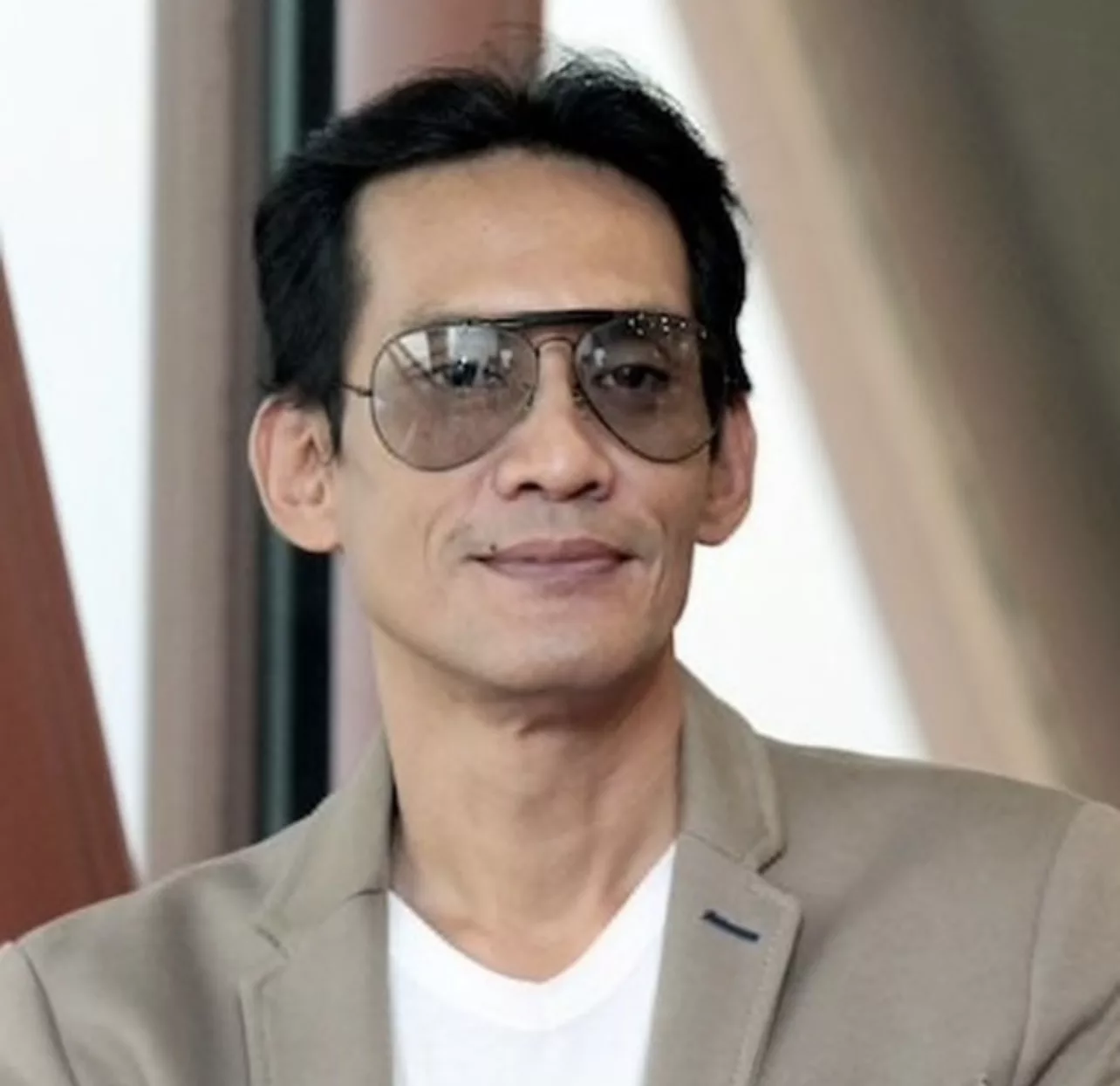 Faizal Hussein Dedah Cara Romantik Hargai Isteri, Tukar Cadar & Kemas Rumah Buat Ramai Tersentuh 6 Faizal Hussein Dedah Cara Romantik Hargai Isteri, Tukar Cadar & Kemas Rumah Buat Ramai Tersentuh