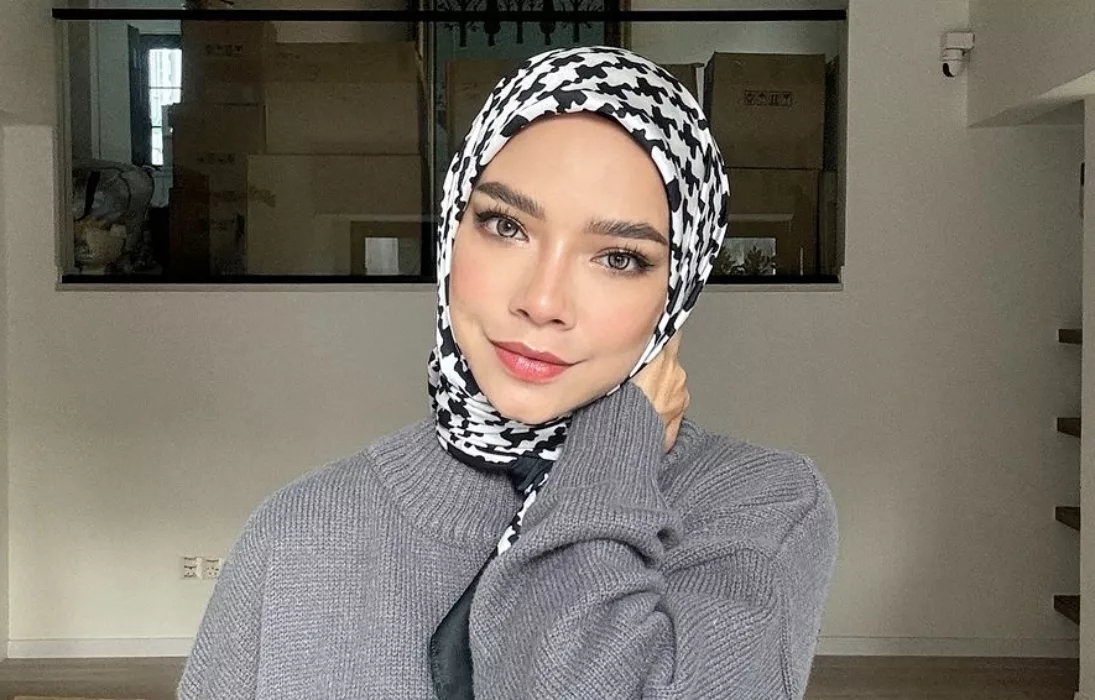 Nora Danish Kongsi Tips Khatam Al-Quran Pada 10 Ramadan Terakhir! 7 Nora Danish Kongsi Tips Khatam Al-Quran Pada 10 Ramadan Terakhir!