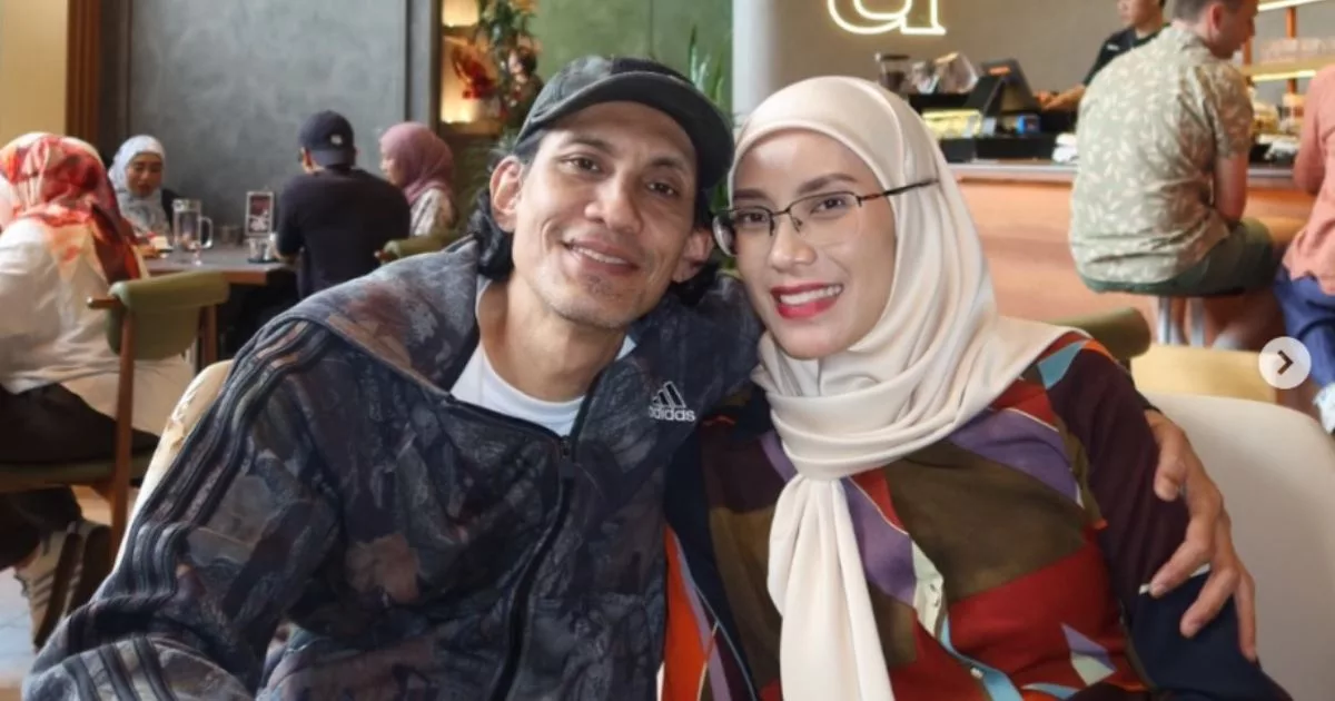 Faizal Hussein Dedah Cara Romantik Hargai Isteri, Tukar Cadar & Kemas Rumah Buat Ramai Tersentuh 5 Faizal Hussein Dedah Cara Romantik Hargai Isteri, Tukar Cadar & Kemas Rumah Buat Ramai Tersentuh