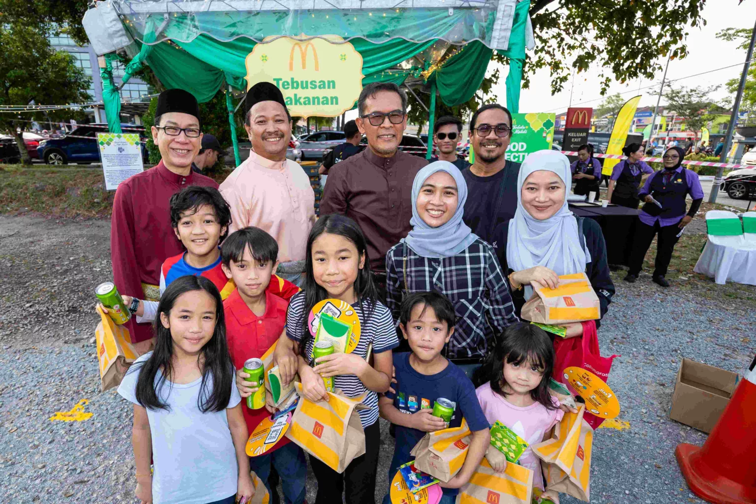 Syawal Dirai Dengan Kasih Sayang, McDonald’s Malaysia Terus Perkukuh Nilai Komuniti 5 Syawal Dirai Dengan Kasih Sayang, McDonald’s Malaysia Terus Perkukuh Nilai Komuniti